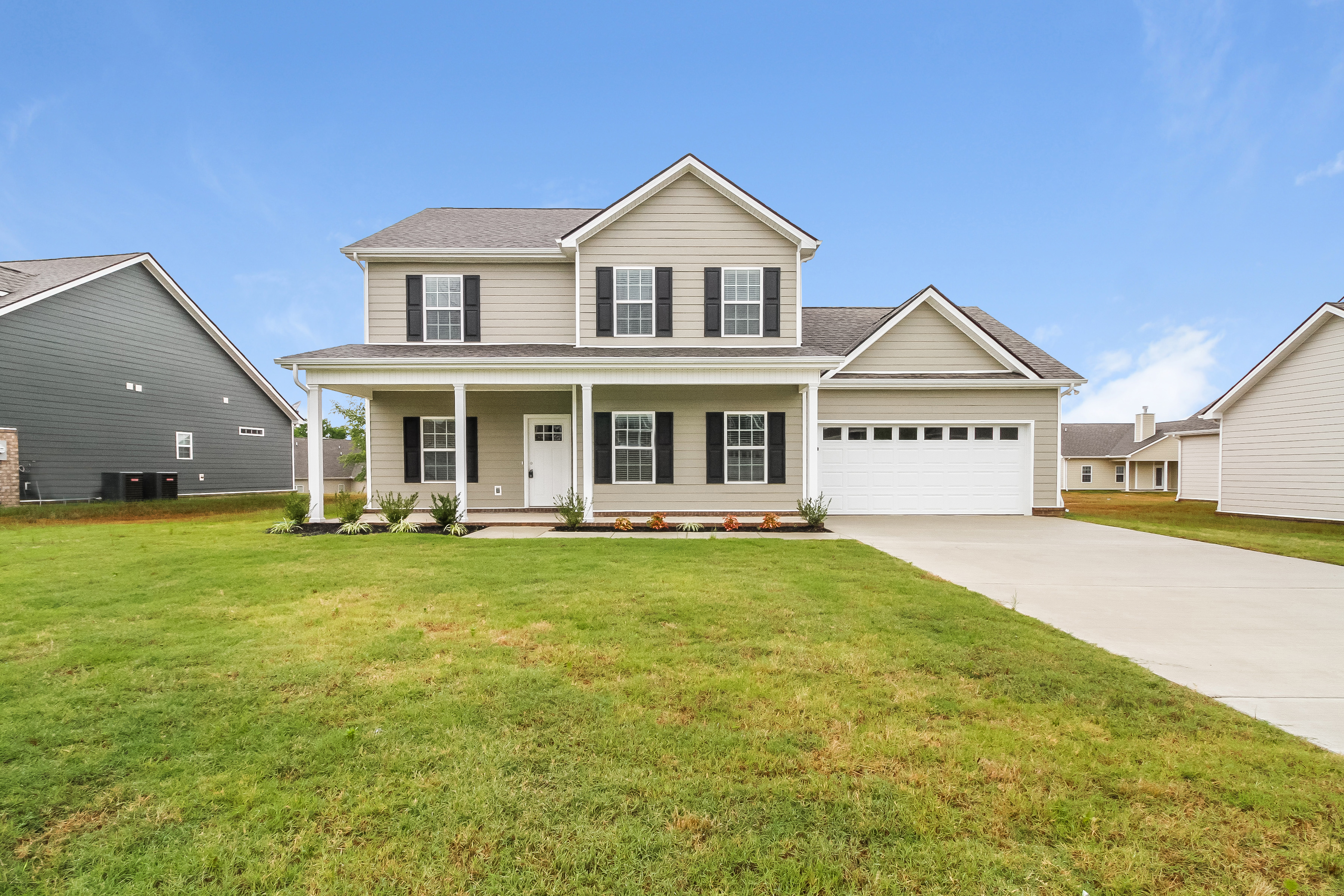 705 Mitscher Dr Spring Hill, TN 37174